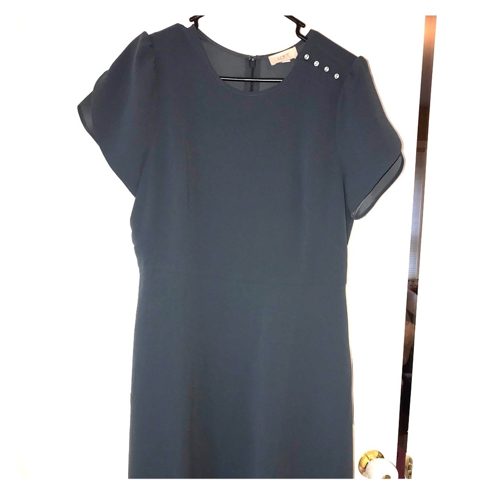 Loft- flutter short sleeve dress- size 10